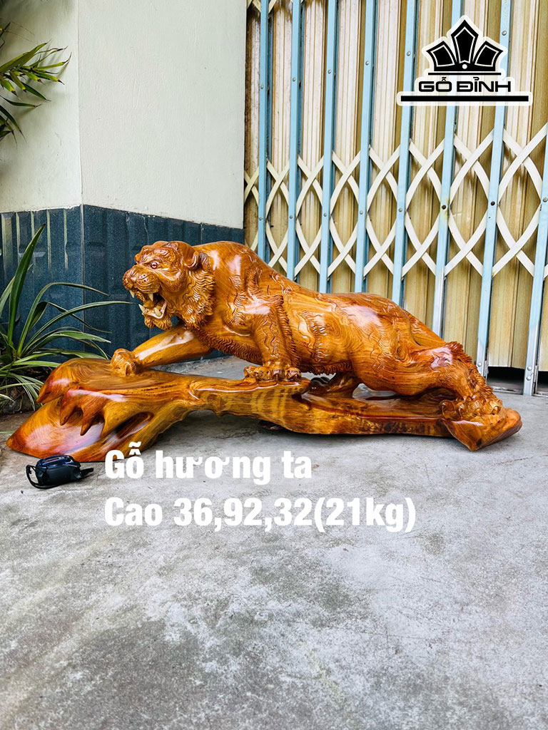 Tượng Hổ Phong Thủy Gỗ Hương Cao 36 Ngang 92 Sâu 32 (cm)