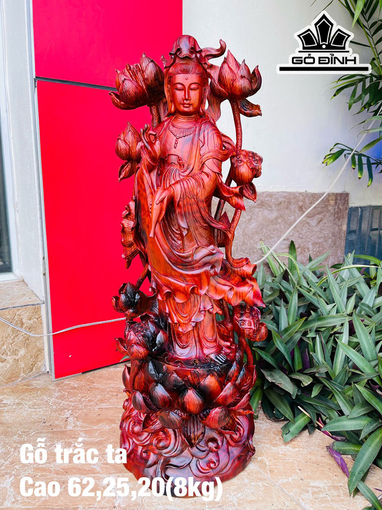 Tượng Phật Bà Quan Âm Gỗ Trắc Cao 62 Ngang 25 Sâu 20 (cm)