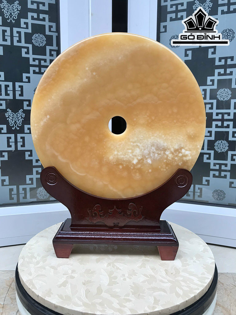 Ngọc Đồng Tâm Hoàng Ngọc Đá Onyx Cao 30,5 Ngang 1,3 (cm) 2,65kg