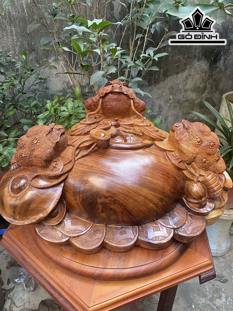 Tượng Tam Cóc Trấn Chum Gỗ Hương Cao 31 Ngang 62 Sâu 47 (cm)