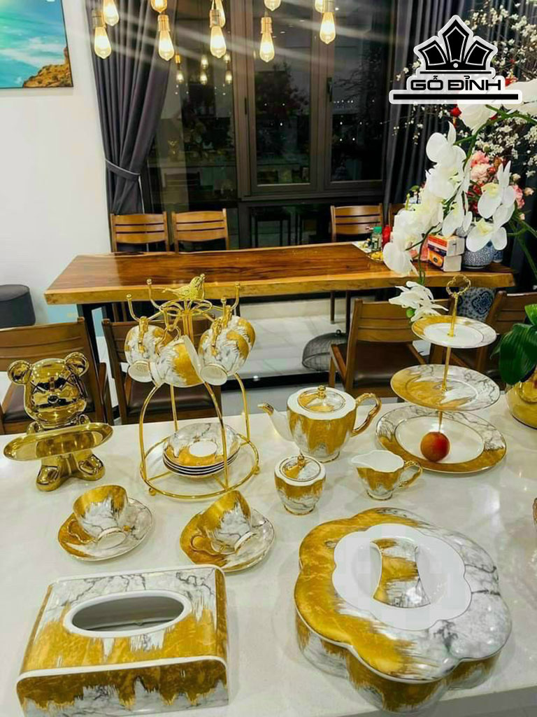 Bộ Ấm Chén Vàng Trắng Gốm Tàu