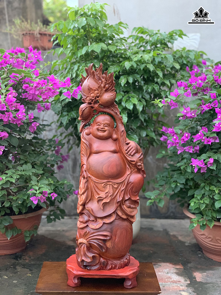 Tượng Phật Di Lặc Vác Cành Đào Gỗ Hương Cao 67 Ngang 25 Sâu 16 (cm)