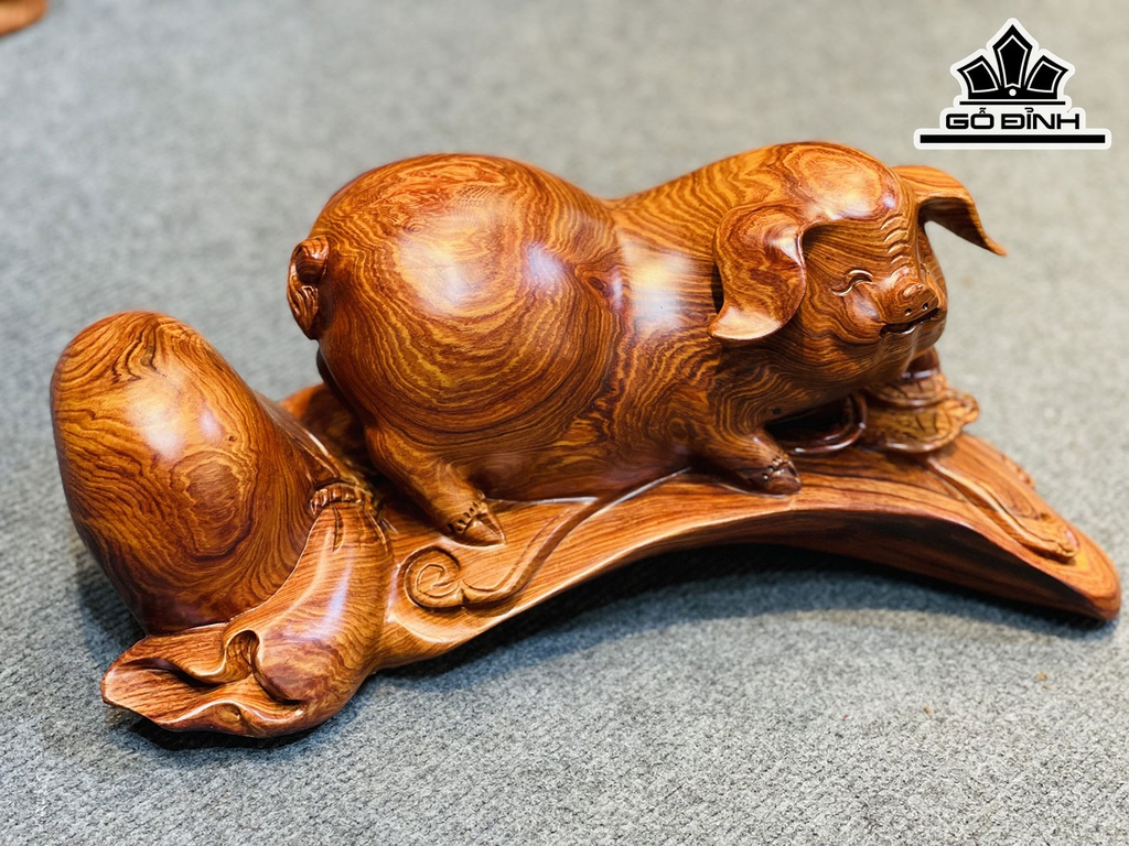 Tượng Heo Gỗ Cẩm Cao 17 Ngang 40 Sâu 18 (cm)