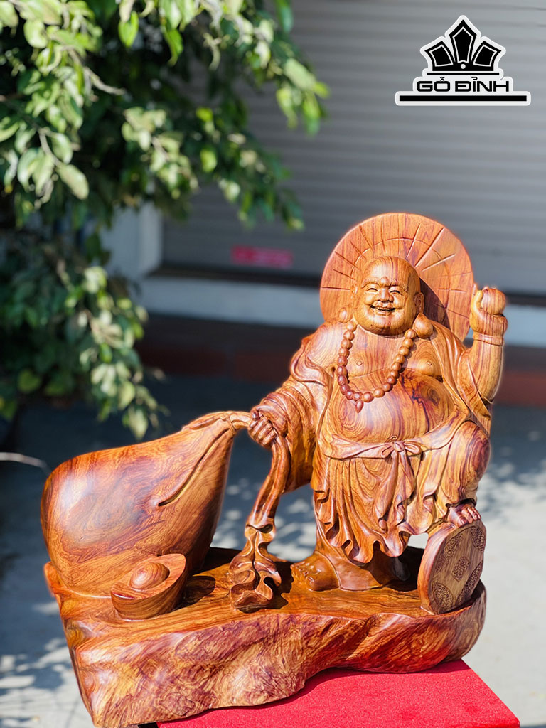 Tượng Phật Di Lặc Kéo Bao Tiền Gỗ Cẩm Cao 47 Ngang 52 Sâu 21 (cm)
