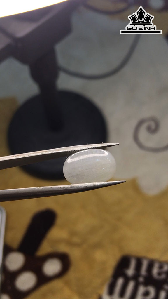 Viên Đá Sapphire Trắng Lục Yên Cao 5,4 Ngang 9,7 Sâu 14,3 (mm) 10,10cts