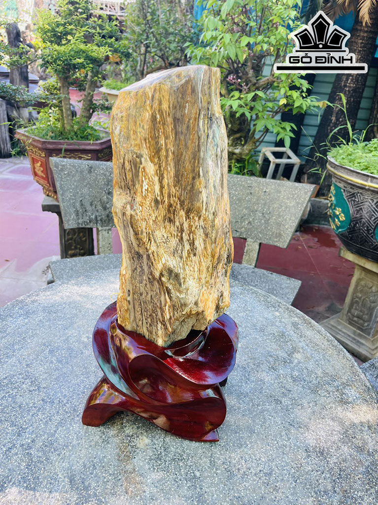 Tác Phẩm Gỗ Hóa Thạch Cao 58 (cm) 19kg