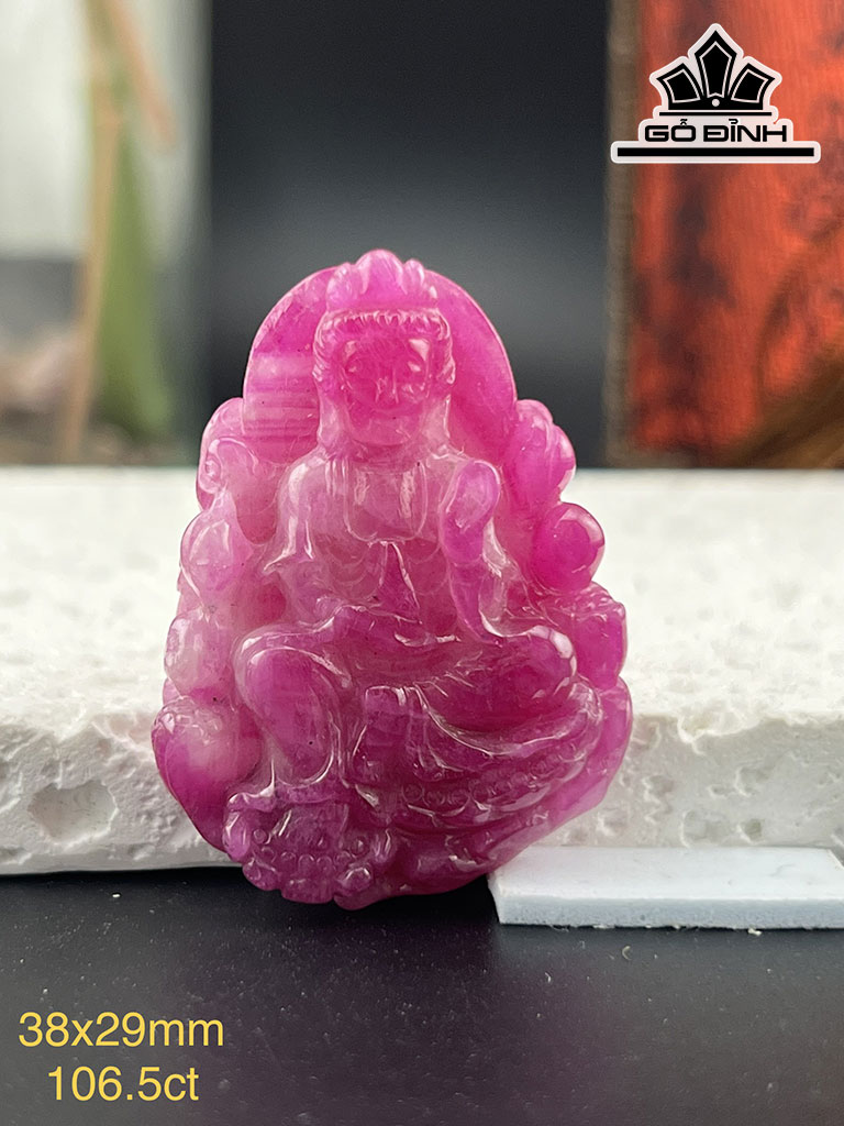 Mặt Dây Chuyền Quan Âm Đá Ruby Cao 38 Ngang 29 (mm) 106,5cts