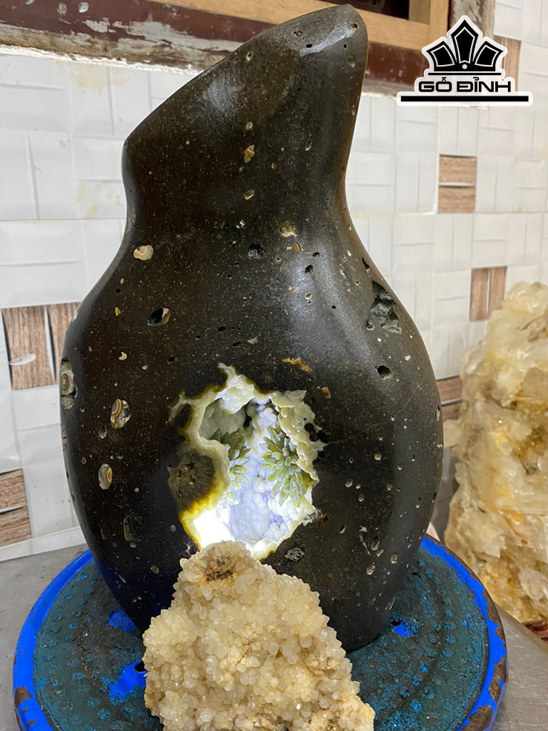 Bông Hoa Ưu Đàm Đá Trầm Tích Cao 31 (cm) 12kg