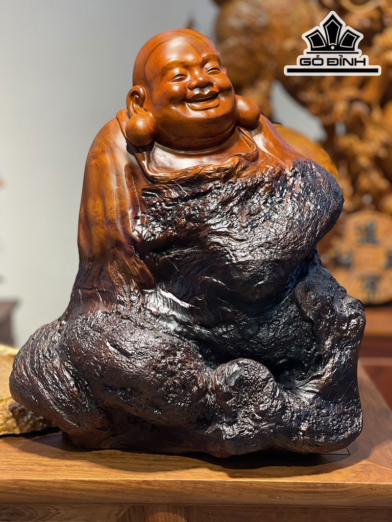 Tượng Phật Di Lặc Gỗ Sụn Hương Cao 42 Ngang 36 Sâu 18 (cm)
