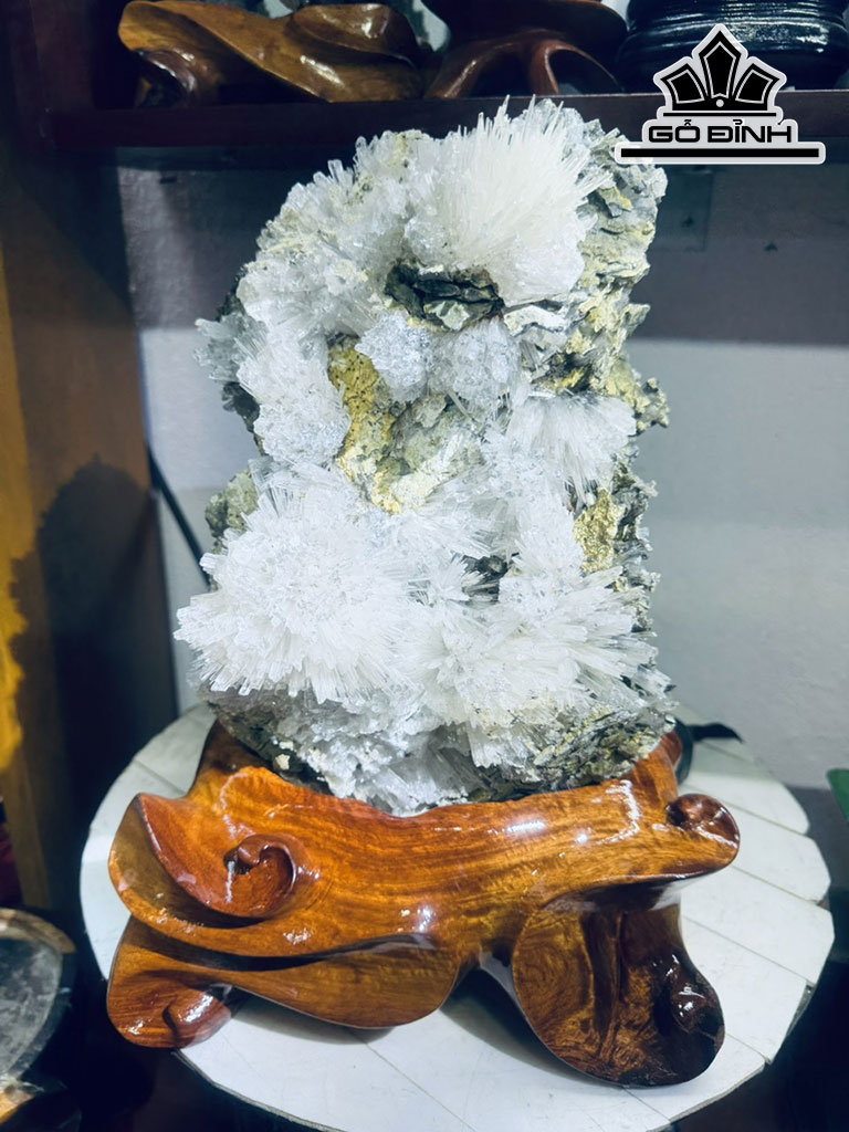 Bông Hoa Ưu Đàm Đá Trầm Tích Cao 35 Ngang 20 (cm) 10kg