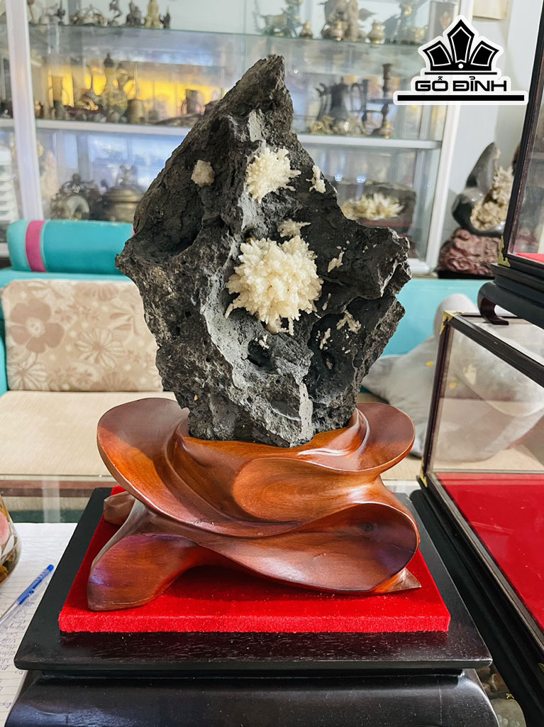 Bông Hoa Ưu Đàm Đá Trầm Tích Cao 35 (cm) 5,5kg