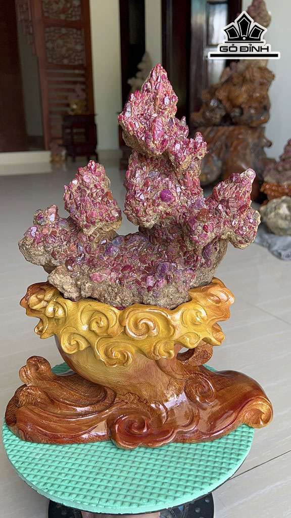 Tinh Thể Đá Ruby Cao 40 (cm) 5kg