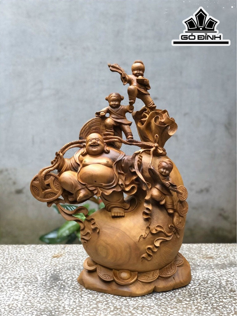 Tượng Phật Di Lặc Tam Phúc Gỗ Xá Xị Cao 60 Ngang 42 Sâu 18 (cm)