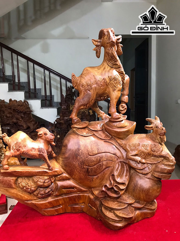 Tượng Tam Dương Khai Thái Gỗ Hương Cao 54 Ngang 48 Sâu 22 (cm)