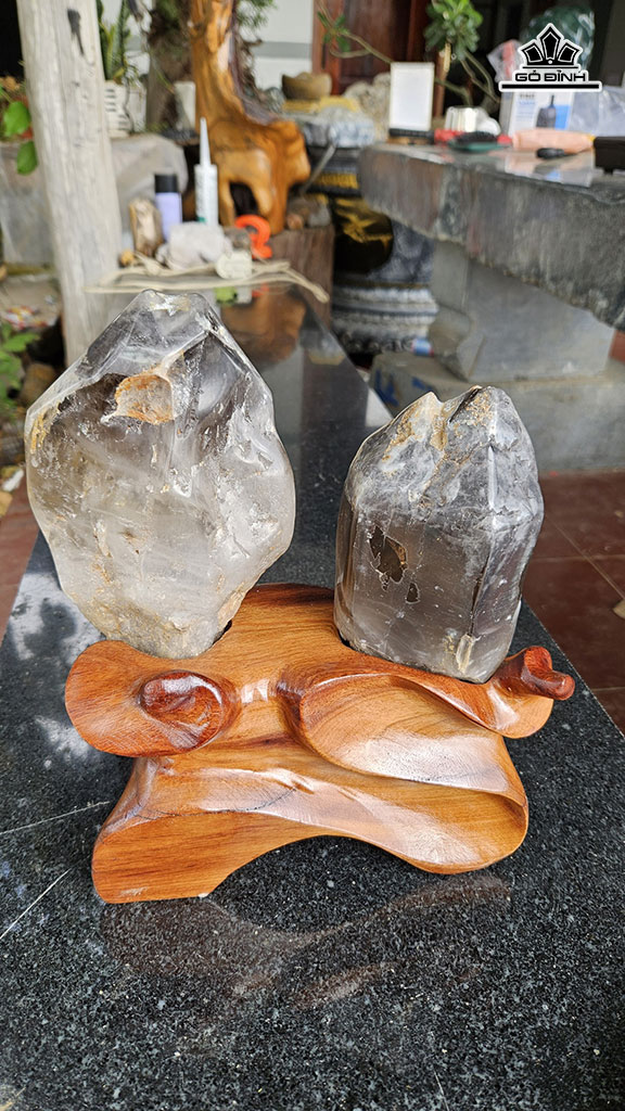 Tác Phẩm Cặp Đá Thạch Anh Khói ( Smoky Quartz ) Cao 26 Ngang 22 (cm) 4,5kg