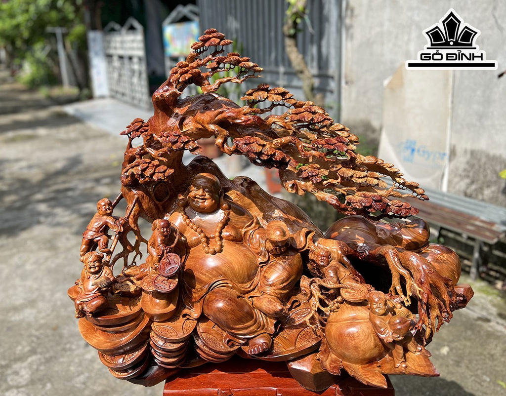 Tượng Phật Di Lặc Ngũ Phúc Ngự Gốc Tùng Gỗ Hương Cao 75 Ngang 95 Sâu 60 (cm)