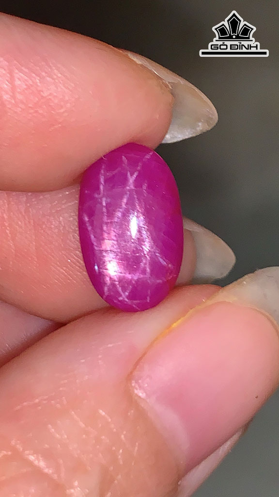 Viên Đá Ruby Sao Kép Yên Bái 5,55cts