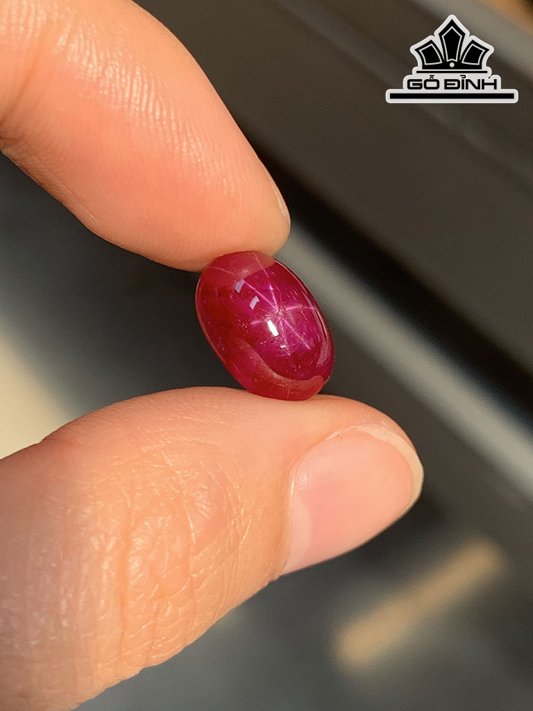 Viên Đá Ruby Sao Đỏ Huyết Cao 11,7 Ngang 8,2 Sâu 5,5 (mm) 5,9cts