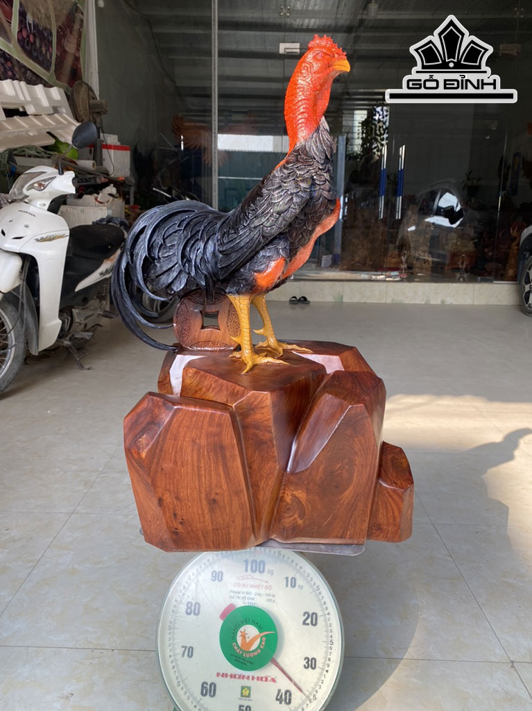 Tượng Nhất Kê Gỗ Hương Cao 70 Ngang 40 Sâu 40 (cm)