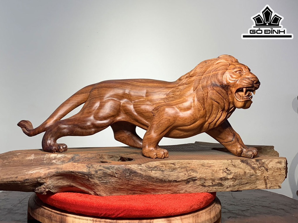 Tượng Sư Tử Gỗ Hương Cao 20 Ngang 48 Sâu 13 (cm)