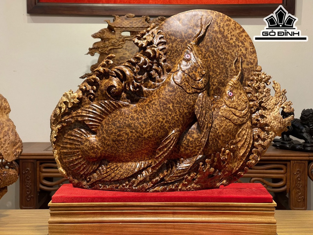 Đôi Cá Kim Long Gỗ Nu Ngọc Am Cao 58 Ngang 42 Sâu 8 (cm)