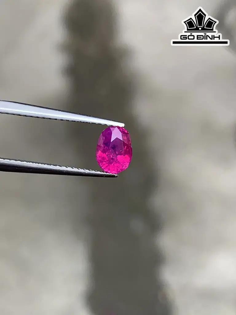 Viên Đá Ruby Cao 7 Ngang 5,4 Sâu 4,2 (mm) 1,18cts