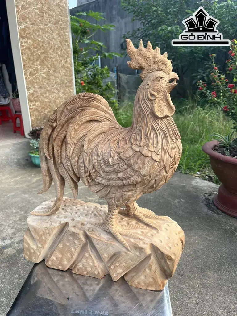 Tượng Gà Trống Gỗ Ngọc Am Cao 51 Ngang 38 Sâu 14 (cm)