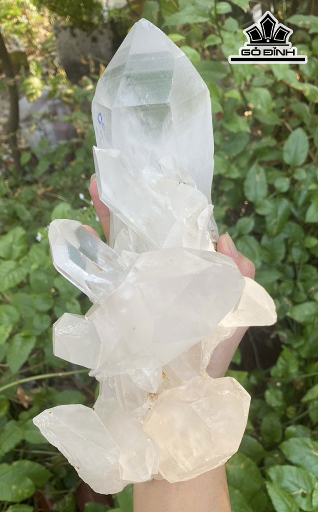 Tác Phẩm Đá Thạch Anh Trắng Phale 2,8kg