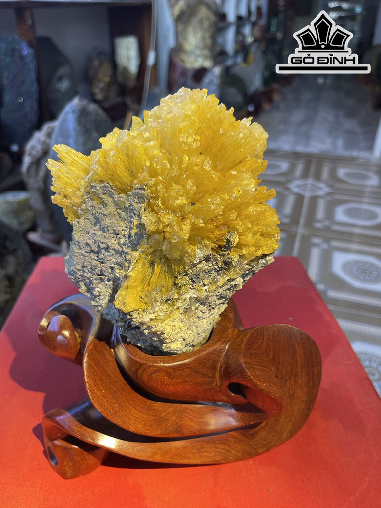 Bông Hoa Ưu Đàm Đá Trầm Tích Cao 20 (cm) 1,7kg