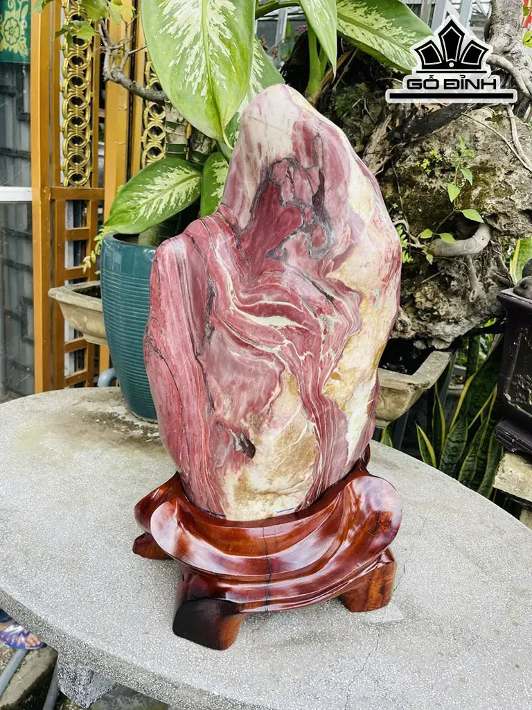 Tác Phẩm Đá Serpentine Cao 59 (cm) 34kg