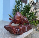 Tượng Bò Húc Gỗ Cẩm Ngang 43 Cao 27 Sâu 17 (cm)
