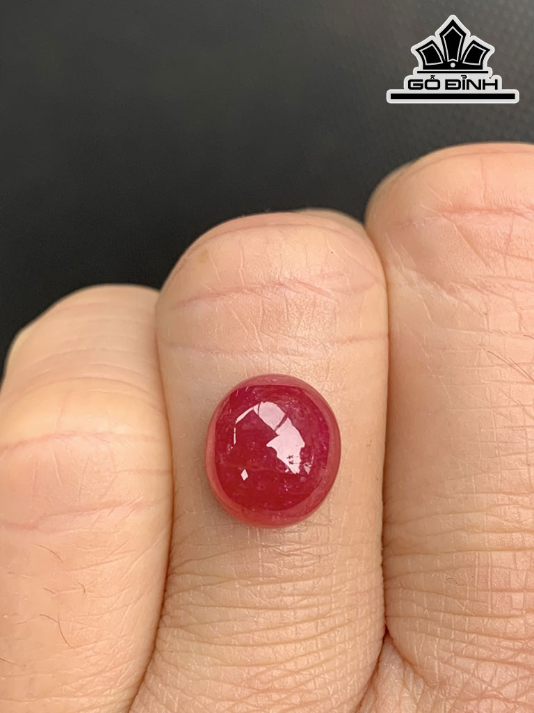 Viên Đá Ruby Lục Yên 6,75cts
