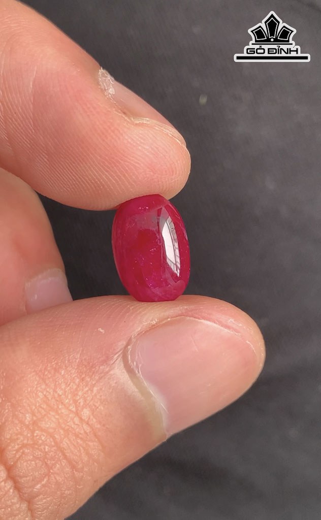 Viên Đá Ruby Yên Bái Đỏ Huyết 3,5cts