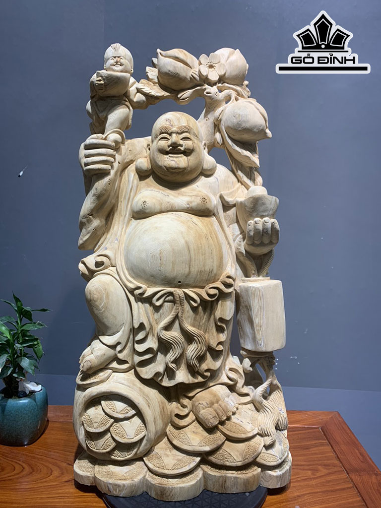 Tượng Phật Di Lặc Vác Cành Đào Gỗ Ngọc Am Cao 74 Ngang 36 Sâu 16 (cm)