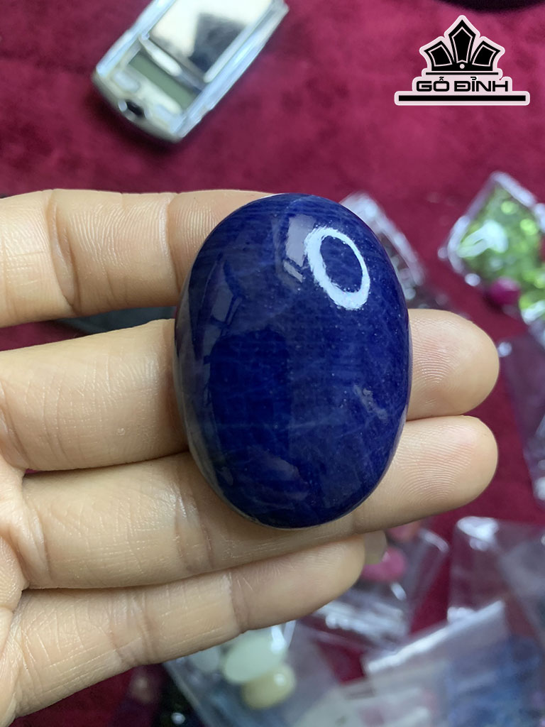 Viên Đá Sapphire Cao 11,4 Ngang 31 Sâu 42,8 (mm) 173,65cts
