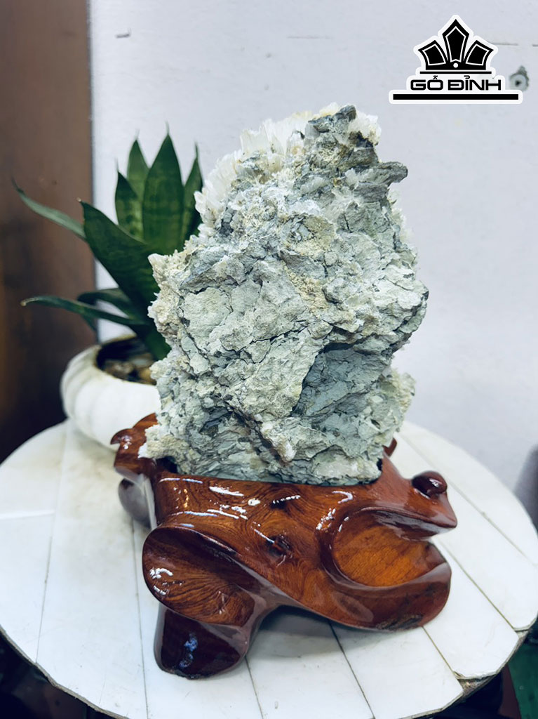 Bông Hoa Ưu Đàm Đá Trầm Tích Cao 27 Ngang 15 (cm) 4,5kg