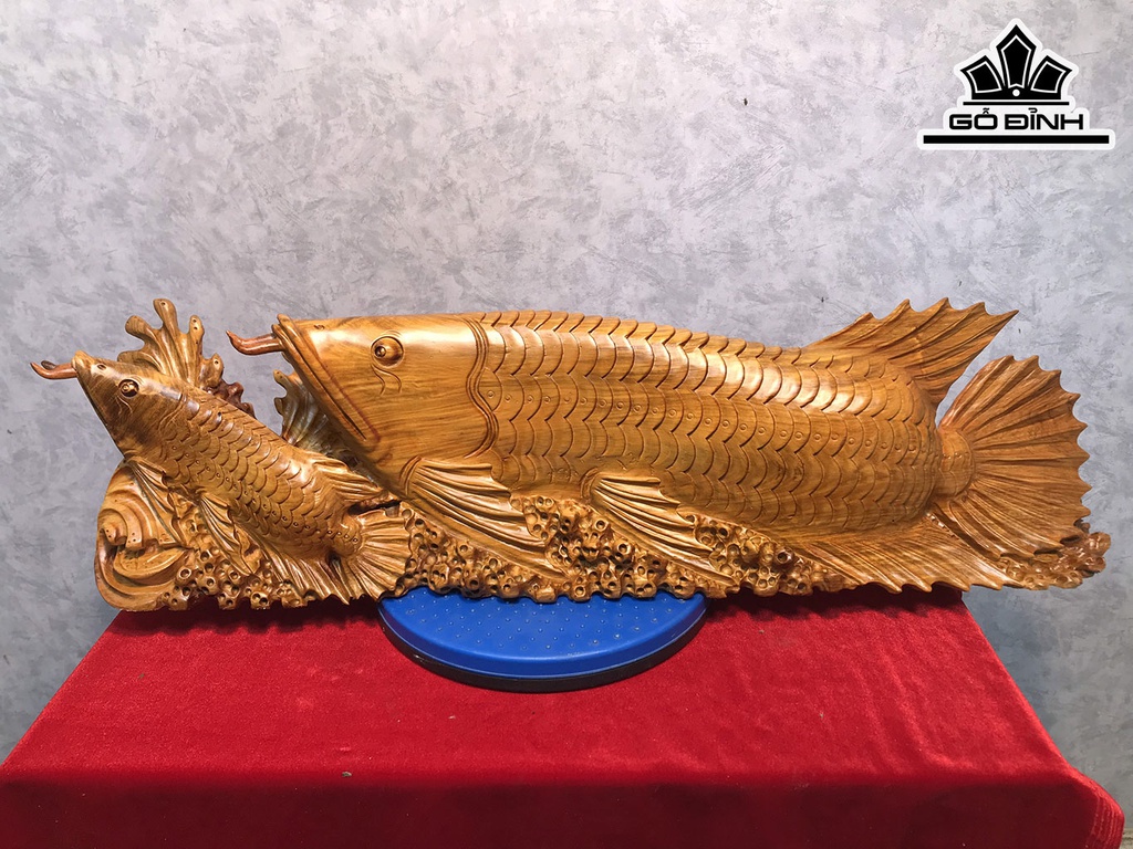 Tượng Cá Kim Long Mẫu Tử Gỗ Ngọc Am Cao 19 Ngang 70 Sâu 12 (cm)