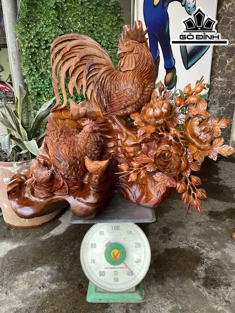 Tượng Gia Đình Gà Phù Dung Gỗ Hương Cao 72 Ngang 80 Sâu 40 (cm)