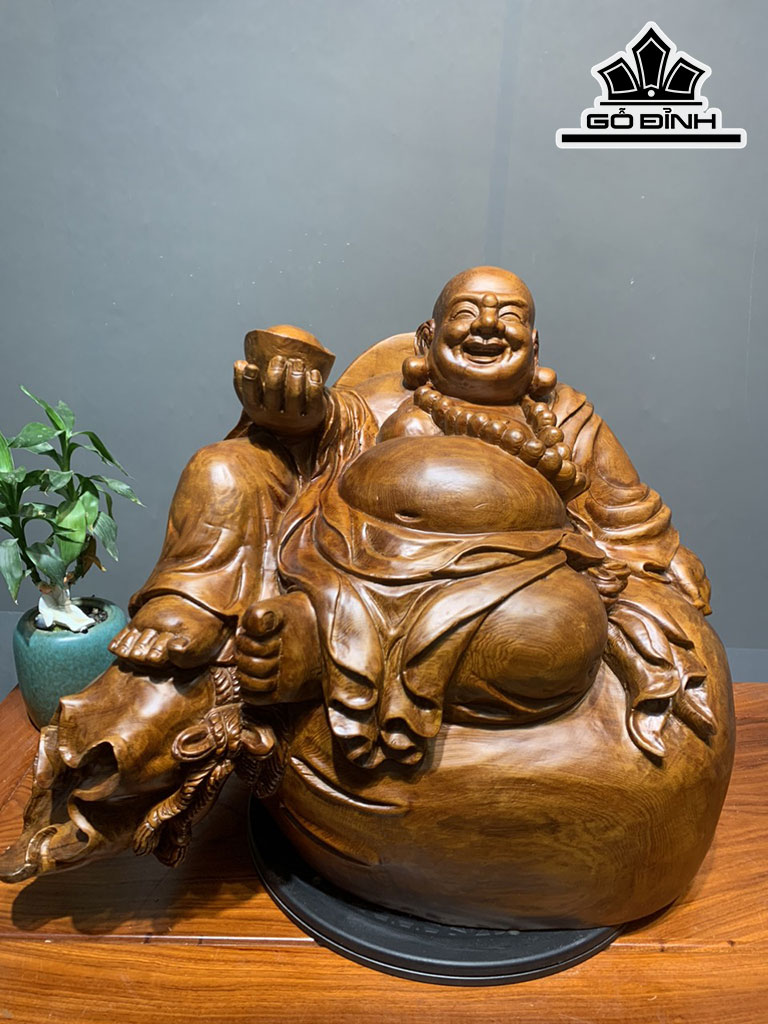 Tượng Phật Di Lặc Ngồi Bao Tiền Gỗ Ngọc Am Cao 46 Ngang 40 Sâu 28 (cm)