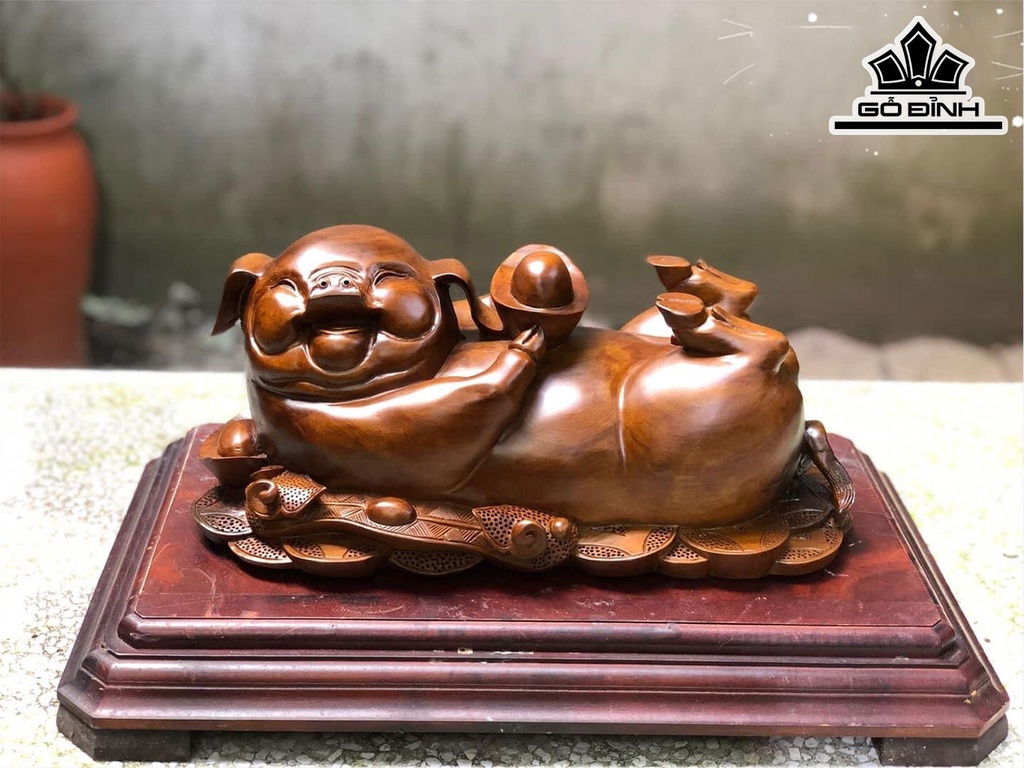 Tượng Heo Gỗ Bách Xanh Cao 17 Ngang 38 Sâu 18 (cm)