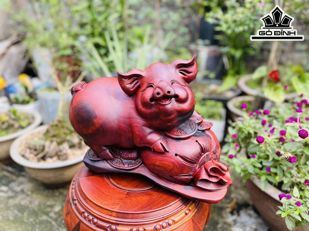Tượng Heo Gỗ Trắc Cao 30 Ngang 37 Sâu 20 (cm)