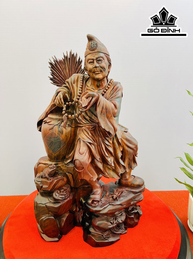 Tượng Tế Công Gỗ Trắc Cao 54 Ngang 32 Sâu 27 (cm)
