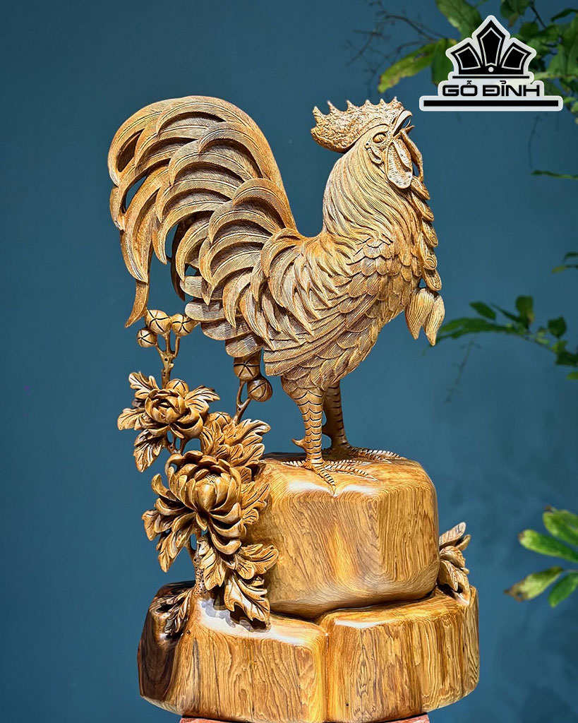 Tượng Nhất Kê Tài Lộc Gỗ Ngọc Am Cao 77 Ngang 43 Sâu 22 (cm)