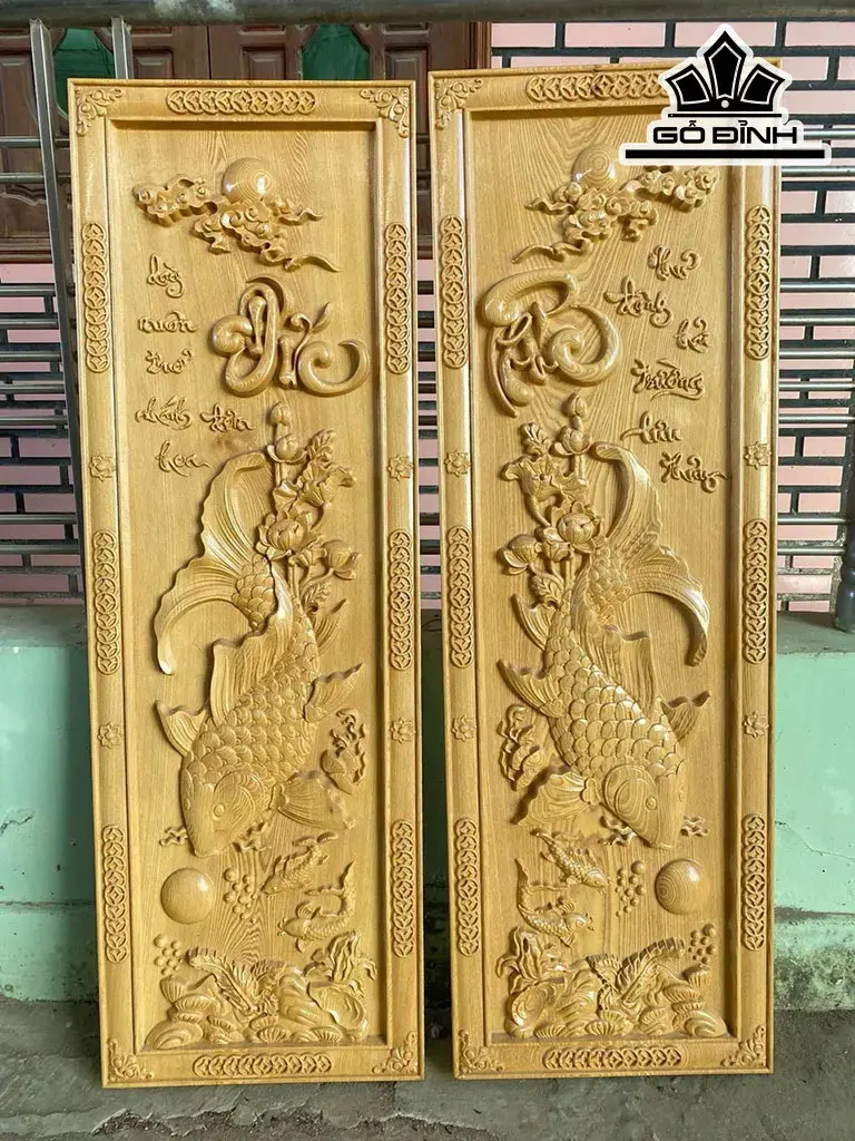 Cặp Tranh Lý Ngư Vọng Nguyệt Gỗ Pơ Mu Cao 120 Ngang 40 Dày 3 (cm)