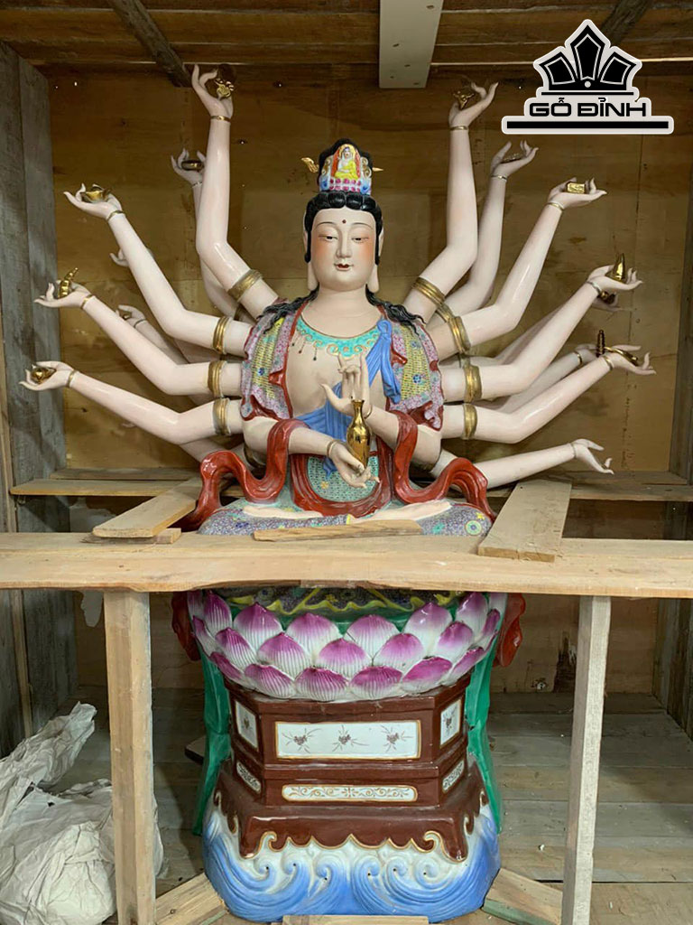 Tượng Chuẩn Đề Bồ Tát Gốm Tàu Cao 132 Ngang 120 (cm)