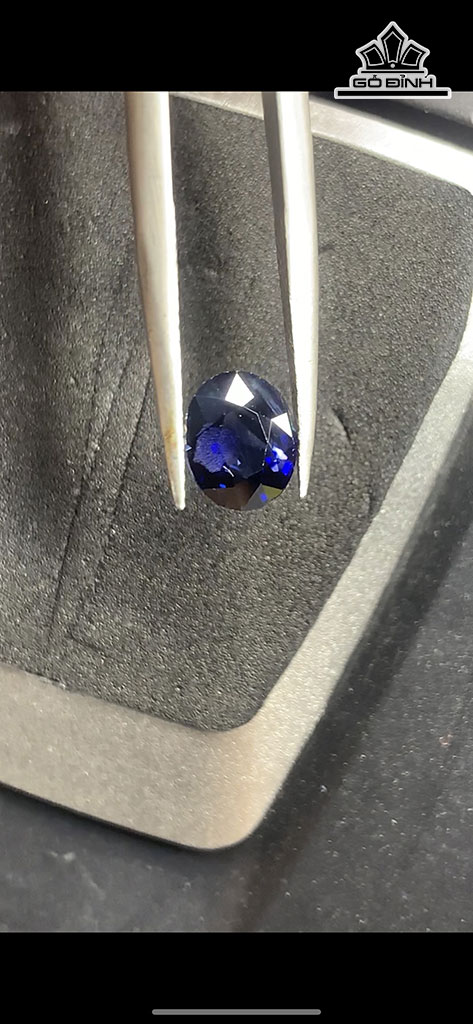 Viên Đá Sapphire Cao 6,8 Ngang 5,5 Sâu 3,3 (mm) 1,1cts