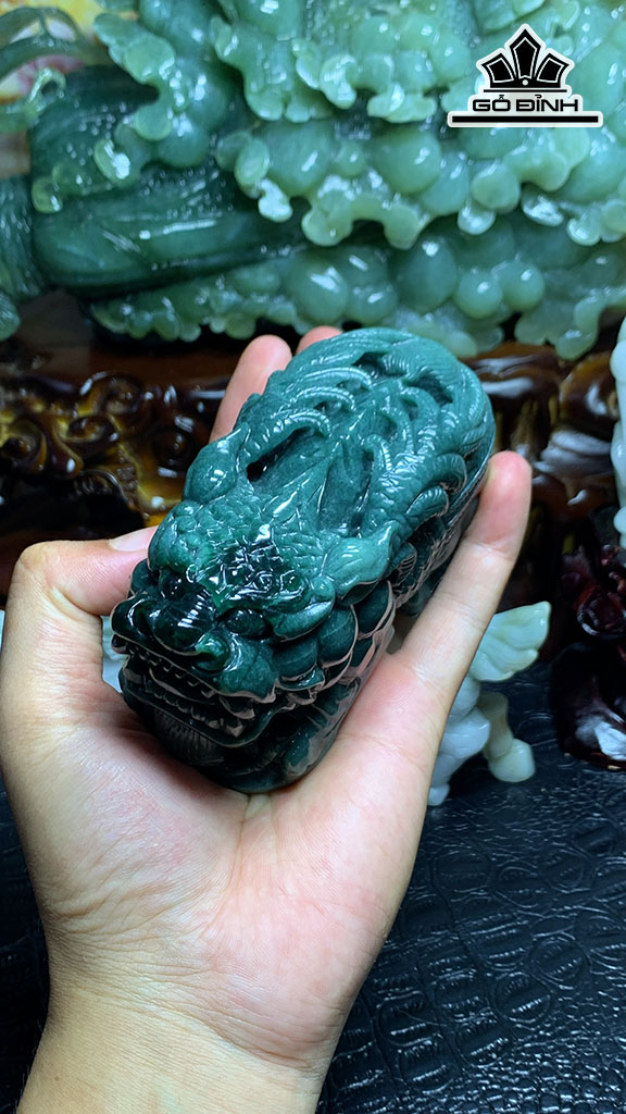 Tác Phẩm Tỳ Hưu Phi Thiên Đá Cẩm Thạch Cao 106,5 Ngang 50,8 Sâu 62,4 (mm) 790g