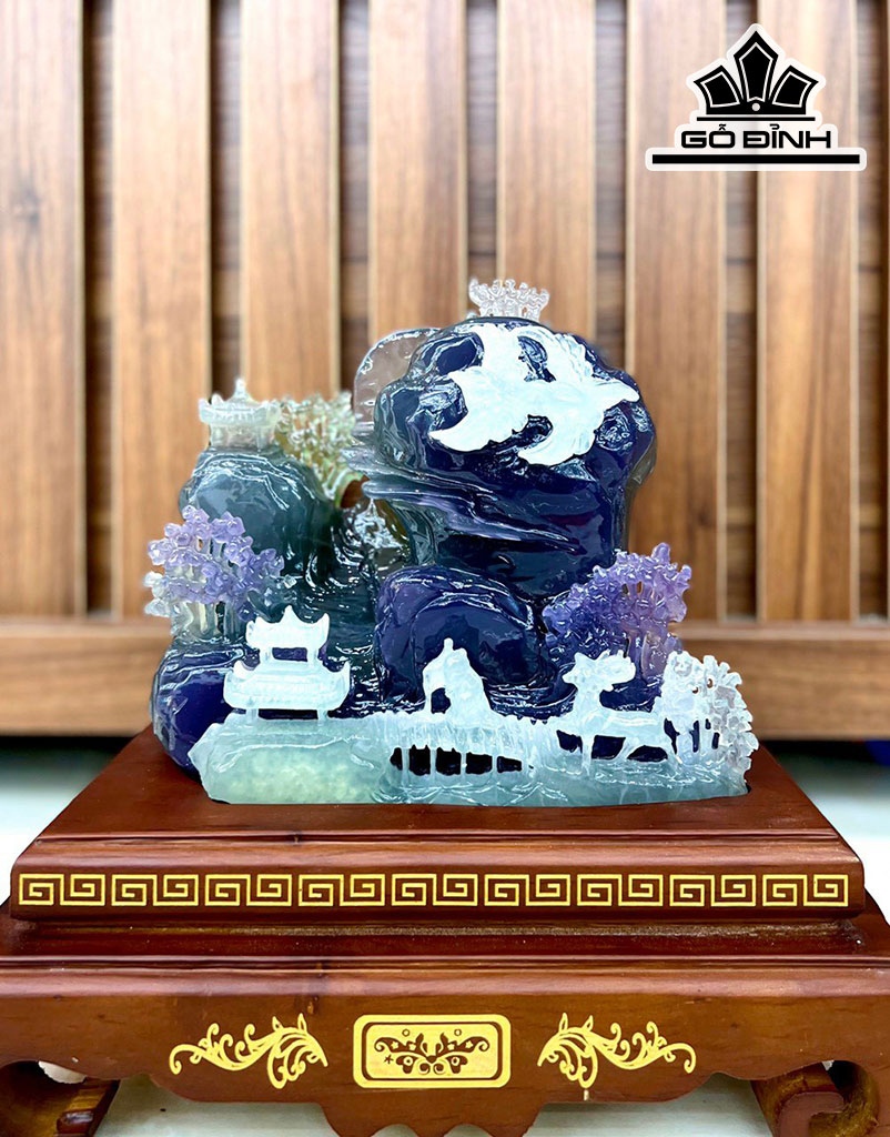 Tác Phẩm Phong Cảnh Đá Flourite Cao 32 Ngang 29 (cm) 6,9kg Riêng Đá Cao 19 Nganng 23 (cm) 5,8kg
