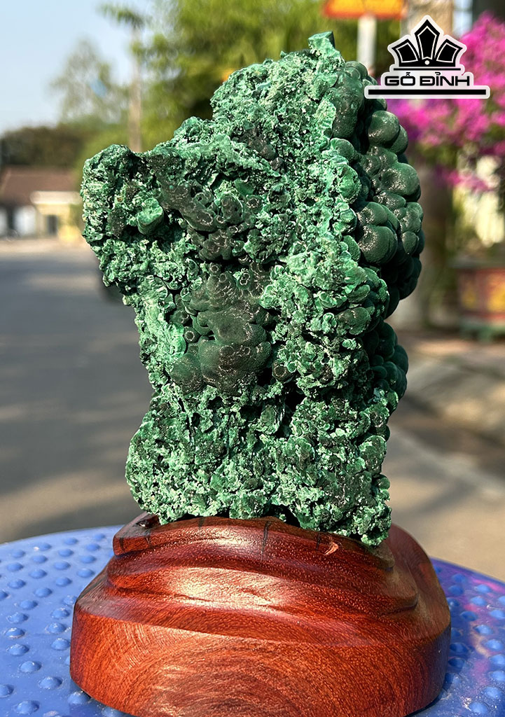 Tác Phẩm Đá Malachite Cao 19 Ngang 13 (cm) 1,57kg