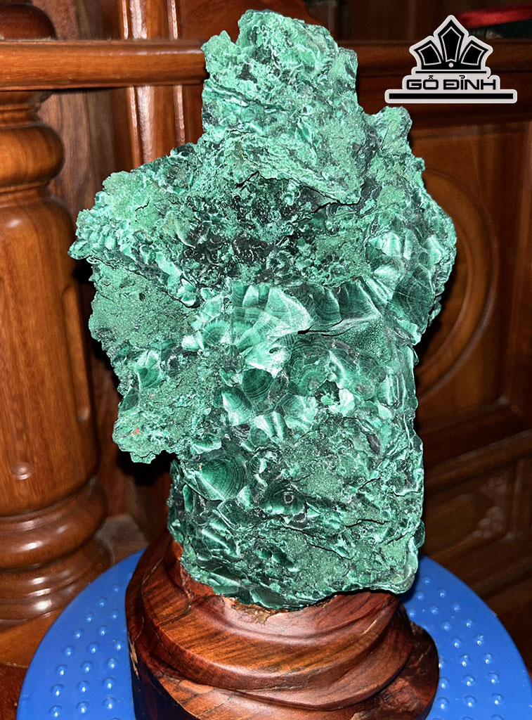 Tác Phẩm Đá Malachite Cao 30 (cm) 5,8kg